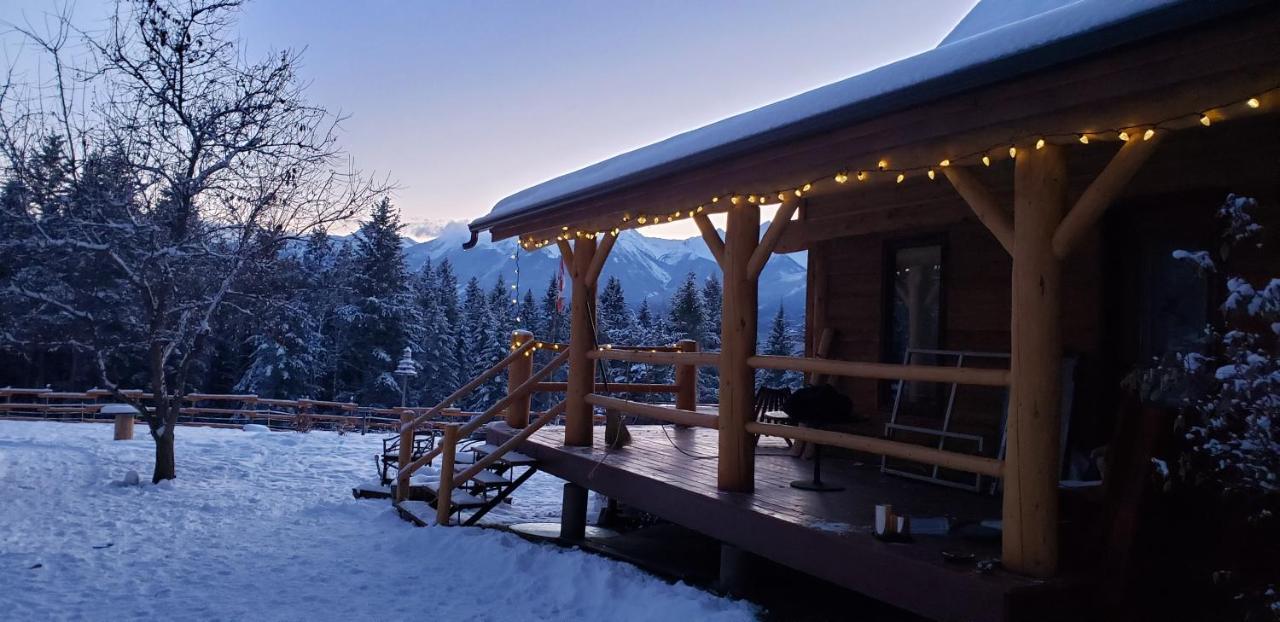 Kicking Horse Canyon Guest Houseゴールデン エクステリア 写真