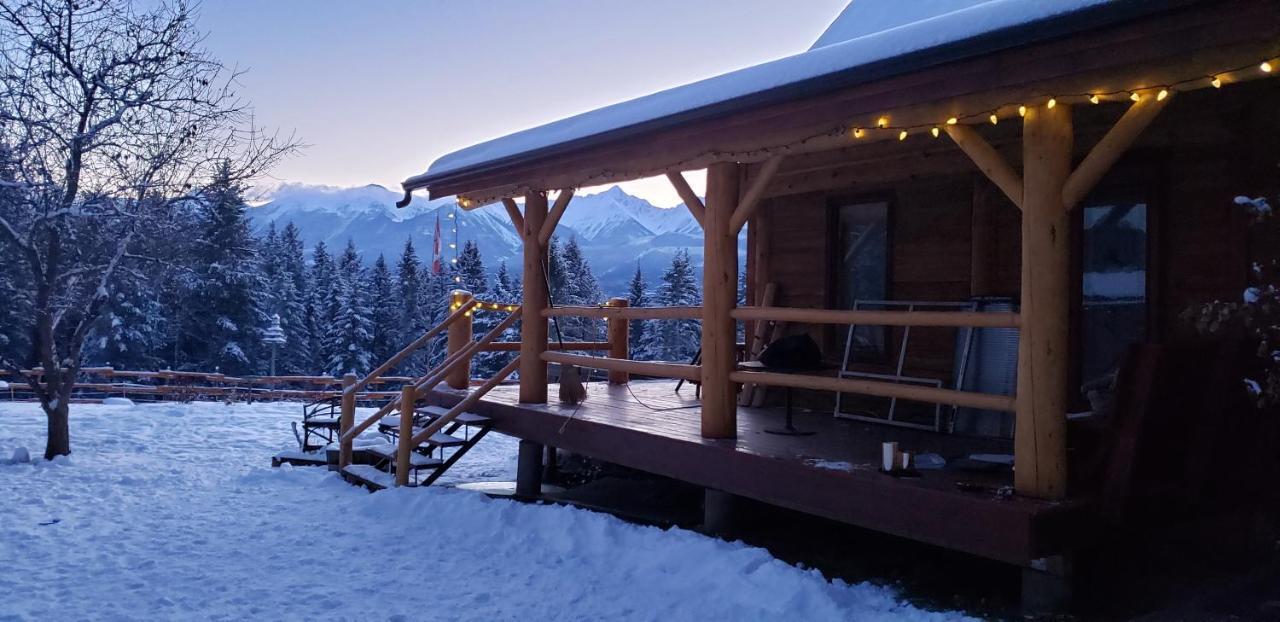 Kicking Horse Canyon Guest Houseゴールデン エクステリア 写真